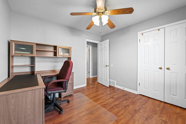 409 LITTLE OAK LN, Collierville, TN 38017