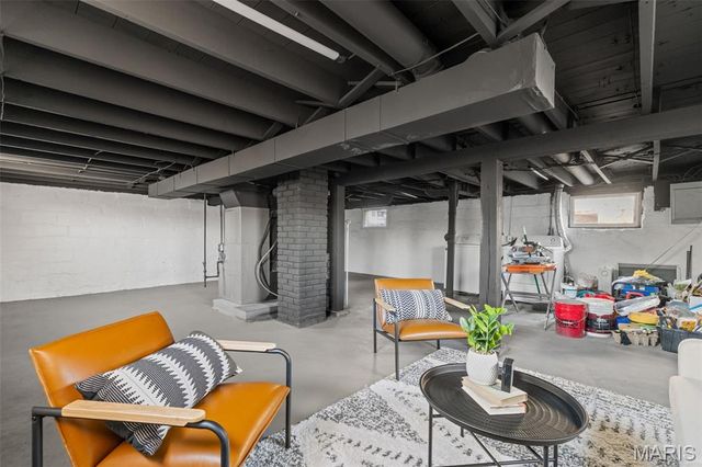 434 Harrison Avenue, Ferguson, MO 63135