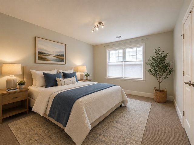 127 Oxbow Rd, Framingham, MA 01701