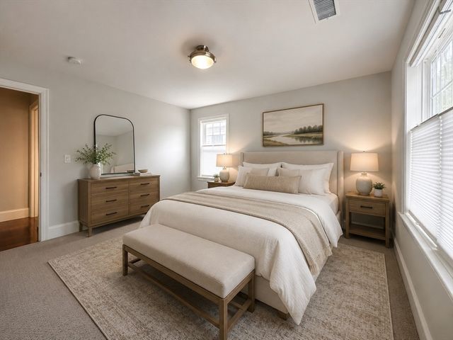 127 Oxbow Rd, Framingham, MA 01701