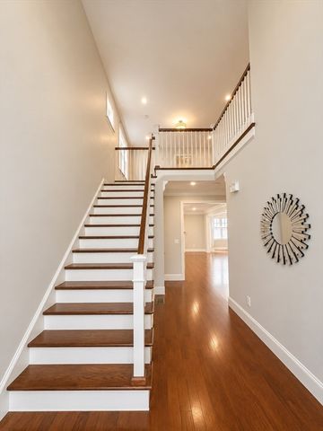 127 Oxbow Rd, Framingham, MA 01701