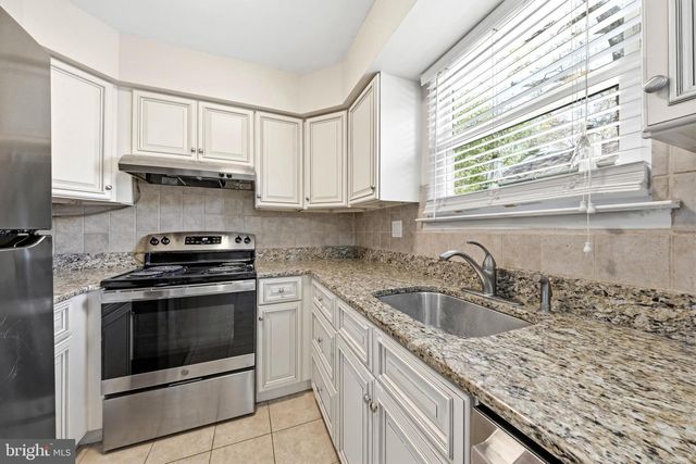 202 SHADY LN, Marlton, NJ 08053