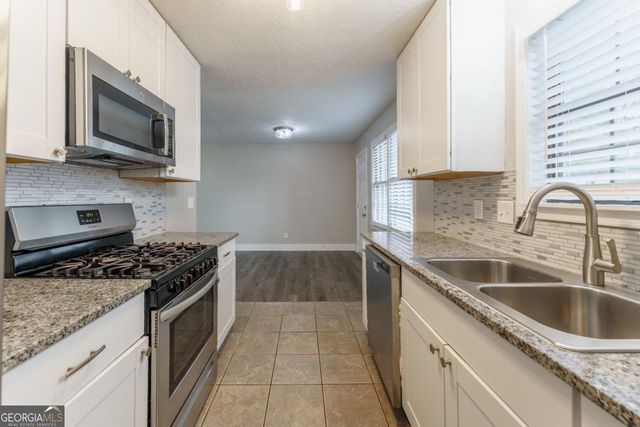 5700 Tracy Drive SE, Mableton, GA 30126