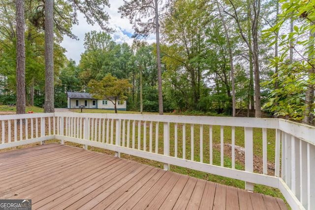 5700 Tracy Drive SE, Mableton, GA 30126