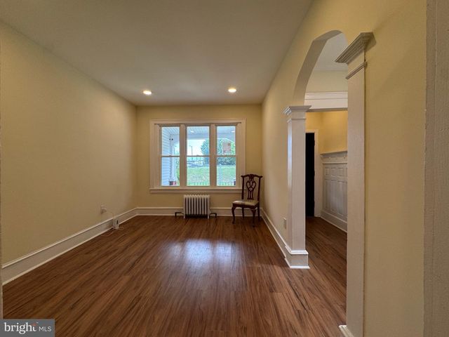 437 W ROOSEVELT BLVD, Philadelphia, PA 19120