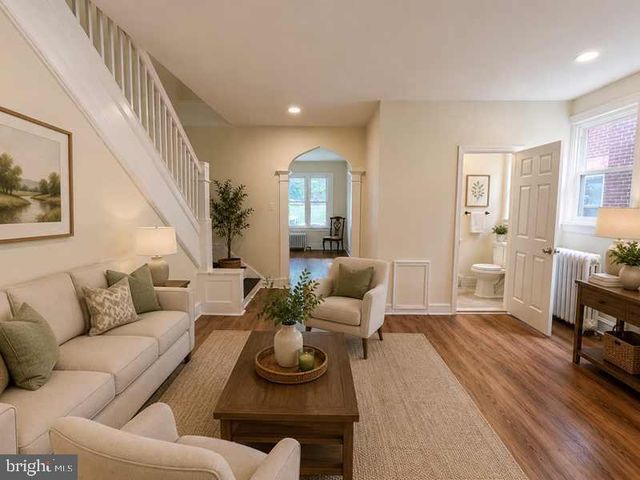 437 W ROOSEVELT BLVD, Philadelphia, PA 19120