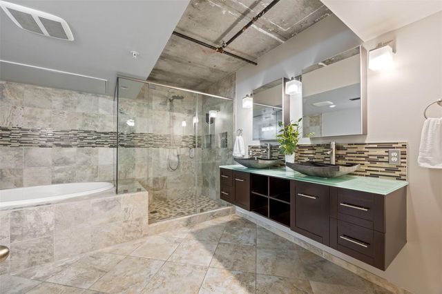 2000 Bagby Street 7414, Houston, TX 77002