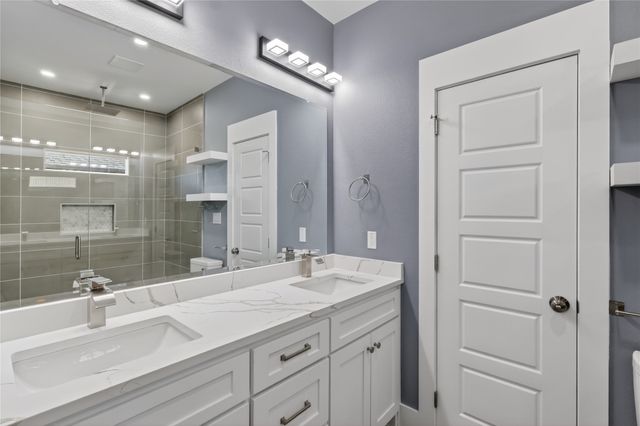306 Backlash Drive, Gun Barrel City, TX 75156