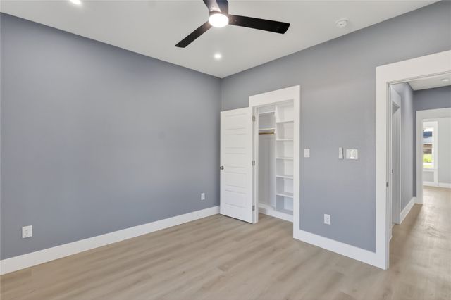 306 Backlash Drive, Gun Barrel City, TX 75156