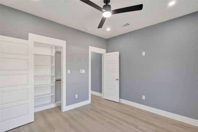 306 Backlash Drive, Gun Barrel City, TX 75156