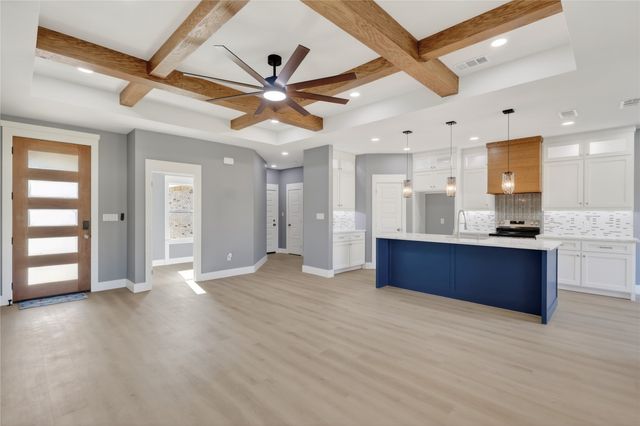 306 Backlash Drive, Gun Barrel City, TX 75156