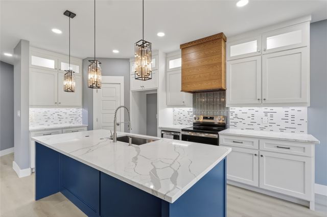 306 Backlash Drive, Gun Barrel City, TX 75156