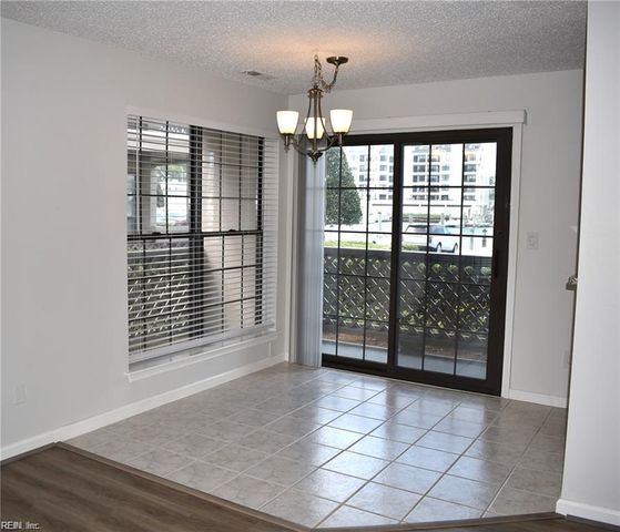 413 Harbour Pt Apt 102, Virginia Beach, VA 23451