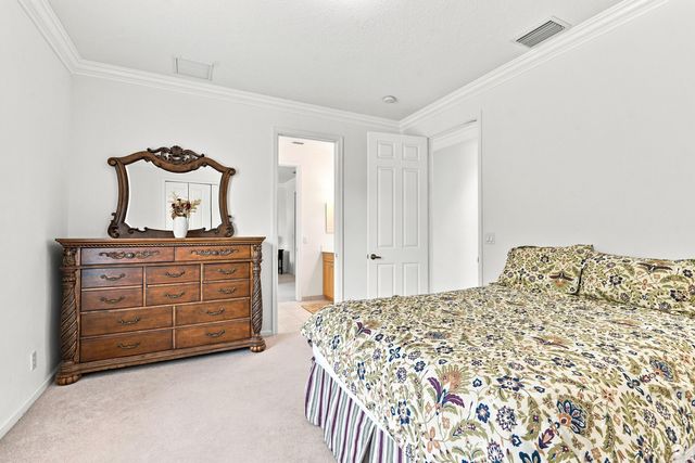 13882 43rd Road N, Royal Palm Beach, FL 33411