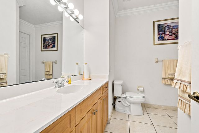 13882 43rd Road N, Royal Palm Beach, FL 33411