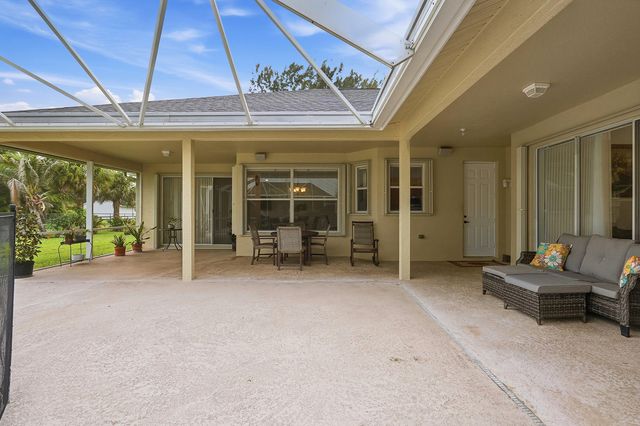13882 43rd Road N, Royal Palm Beach, FL 33411