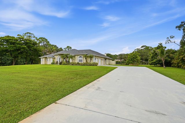 13882 43rd Road N, Royal Palm Beach, FL 33411