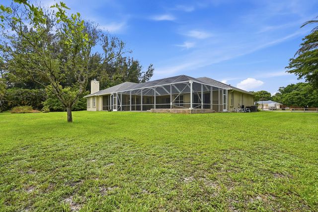 13882 43rd Road N, Royal Palm Beach, FL 33411