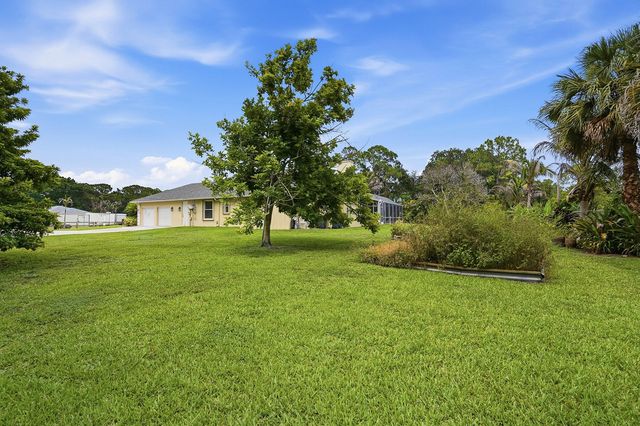13882 43rd Road N, Royal Palm Beach, FL 33411