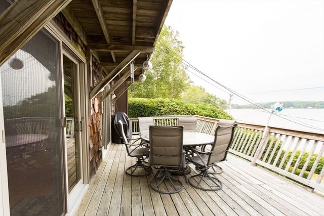21-22 Beach Drive, West Brookfield, MA 01585