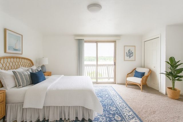 21-22 Beach Drive, West Brookfield, MA 01585