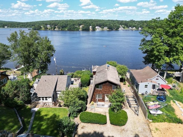 21-22 Beach Drive, West Brookfield, MA 01585