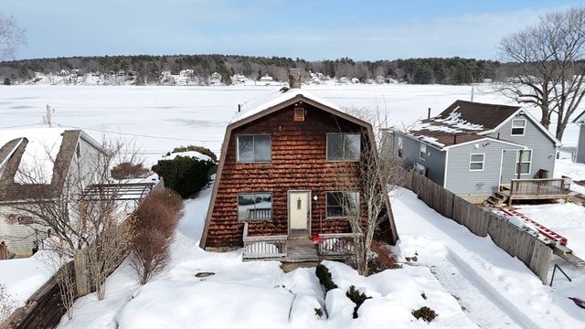 21-22 Beach Drive, West Brookfield, MA 01585