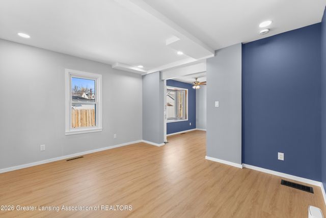 2012 New York Avenue, Lansing, MI 48906