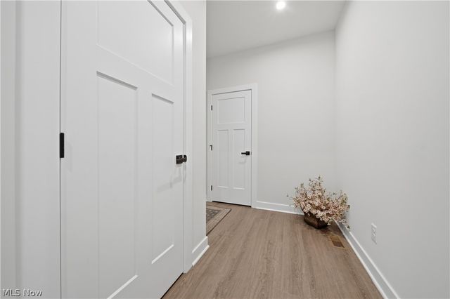 6877 Harrington Court Avenue NE, Canton, OH 44721