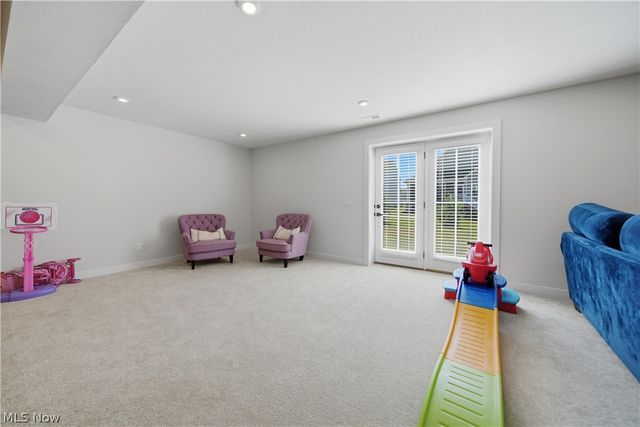6877 Harrington Court Avenue NE, Canton, OH 44721