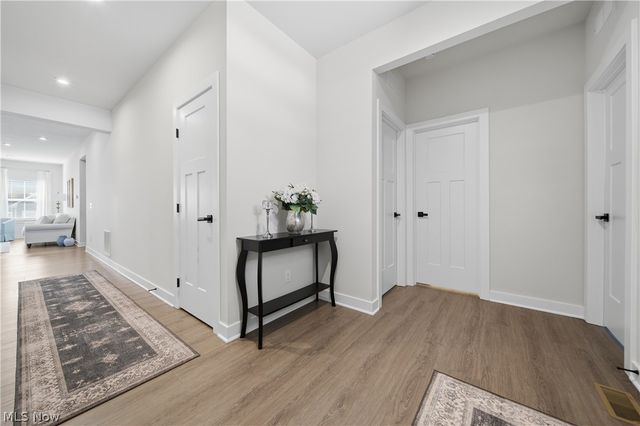 6877 Harrington Court Avenue NE, Canton, OH 44721