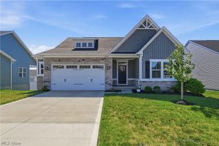 6877 Harrington Court Avenue NE, Canton, OH 44721
