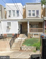 31 N 3RD ST, Darby, PA 19023