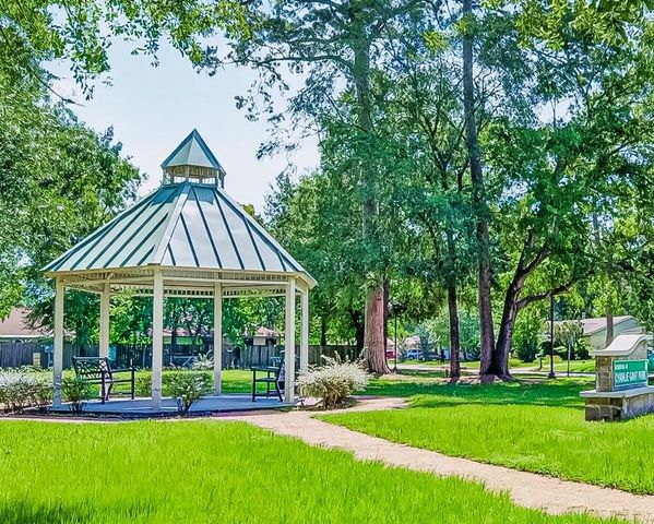 4302 Hickorygate Drive, Spring, TX 77373