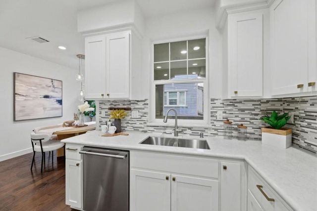 129 Paperbark Terrace, Sunnyvale, CA 94086