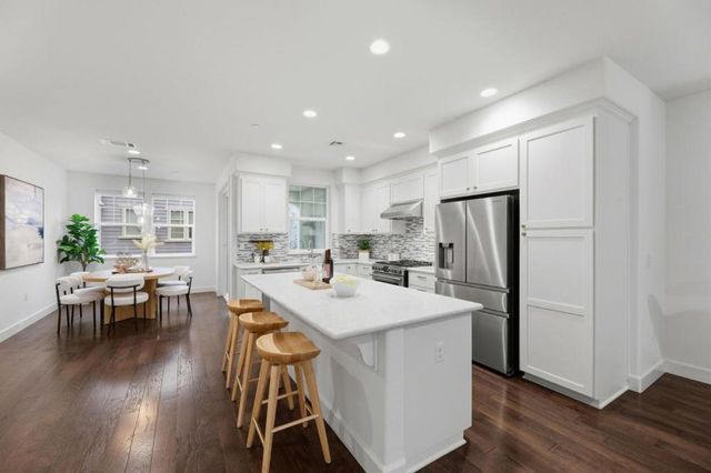 129 Paperbark Terrace, Sunnyvale, CA 94086