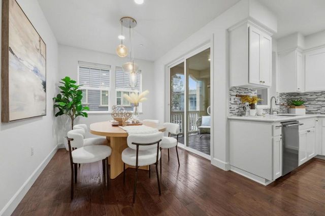 129 Paperbark Terrace, Sunnyvale, CA 94086