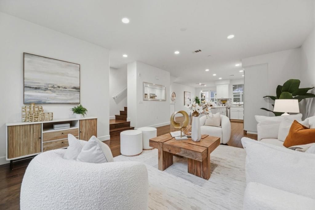 129 Paperbark Terrace, Sunnyvale, CA 94086