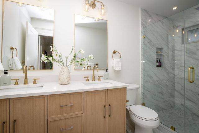 109 Lake View Ave, Cambridge, MA 02138