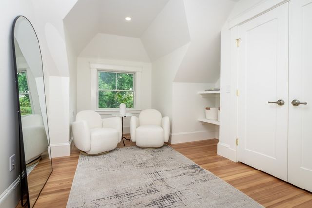 109 Lake View Ave, Cambridge, MA 02138