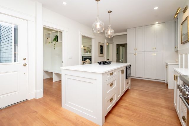 109 Lake View Ave, Cambridge, MA 02138