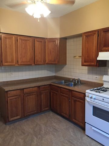 10531 S Corliss Avenue, Chicago, IL 60628