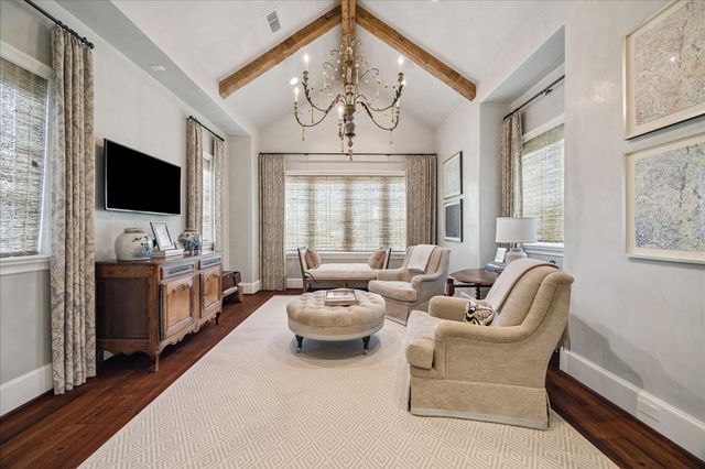 724 W Friar Tuck Lane, Houston, TX 77024