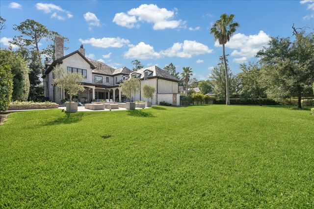 724 W Friar Tuck Lane, Houston, TX 77024