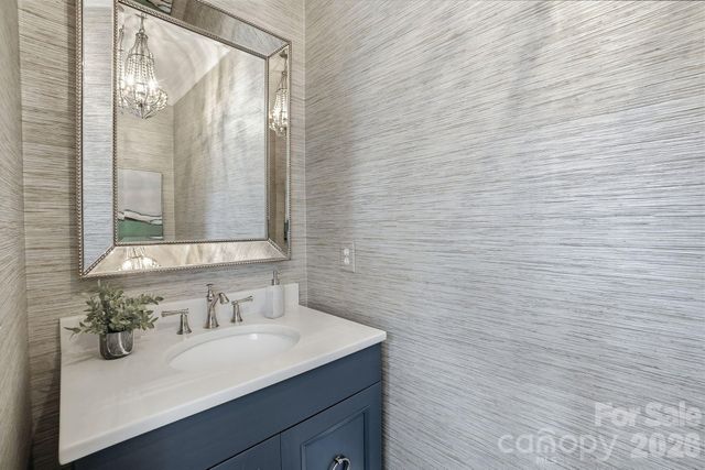 7101 Seton House Lane, Charlotte, NC 28277