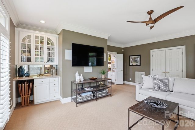 7101 Seton House Lane, Charlotte, NC 28277