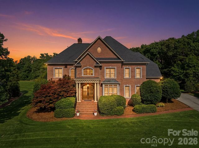 7101 Seton House Lane, Charlotte, NC 28277