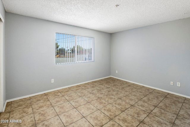 3823 N 23RD Drive, Phoenix, AZ 85015