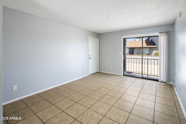 3823 N 23RD Drive, Phoenix, AZ 85015