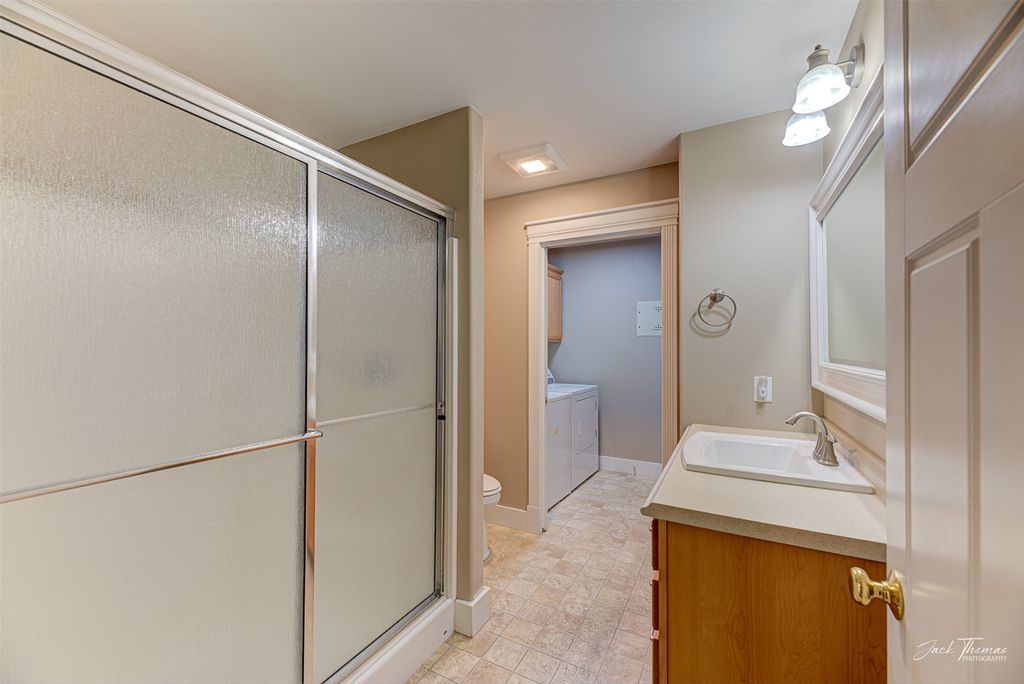 Image 19 of property listing at 9 Sand Piper Loop, Helena, MT 59602